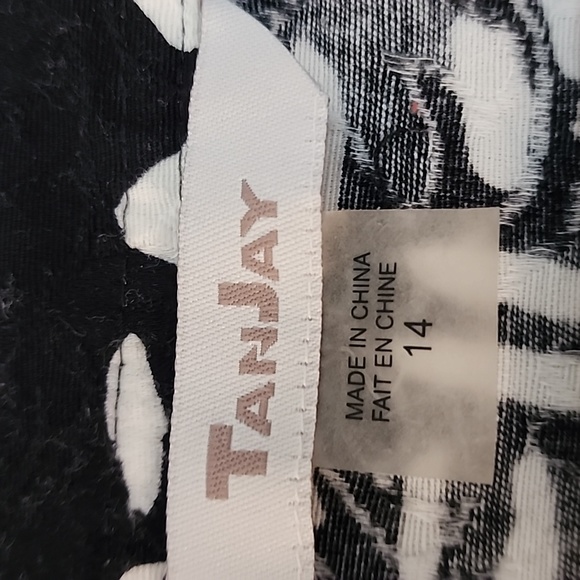 Tanjay zip closure jacket - Picture 2 of 5